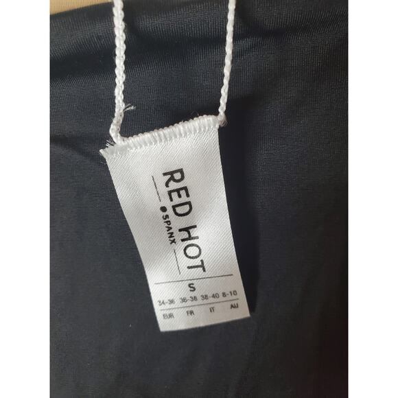 Red Hot by Spanx Flipside Firming High-Waist Mid-Thigh Shaper 10142R, NWT, S - Picture 5 of 6